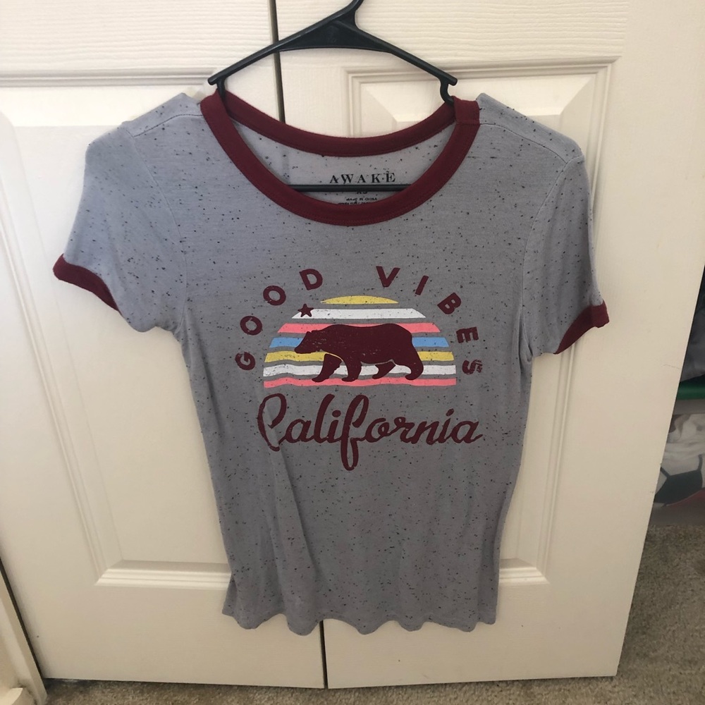graphic tee